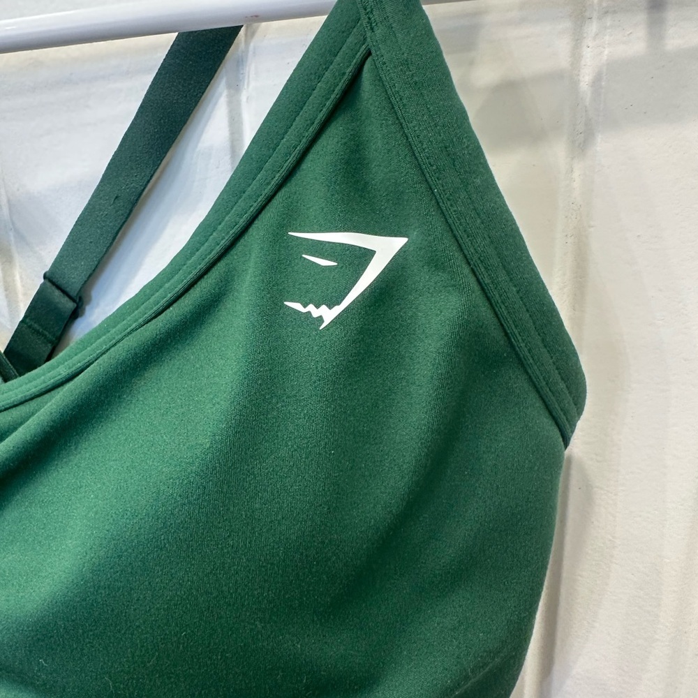 Gymshark Ruched Sports Bra Athletic Green Criss Cross Back XS/S 12” PTP - Picture 4 of 5